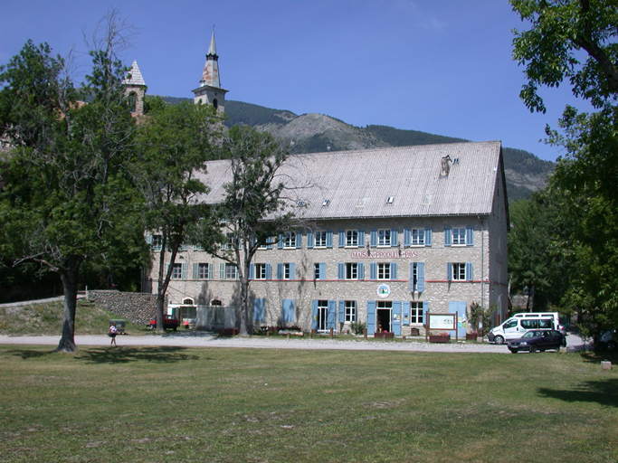 usine textile dite draperie Engelfred de Blieux, actuellement établissement administratif dit Maison de Pays