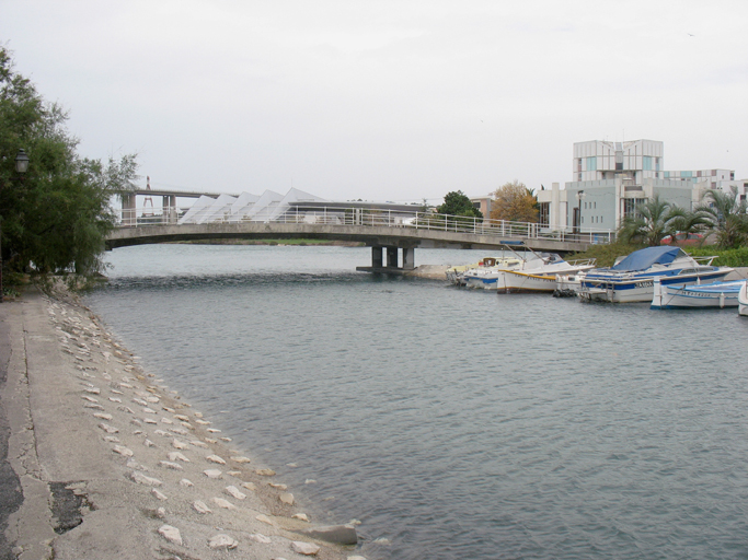pont routier ouest du canal Saint-Sébastien