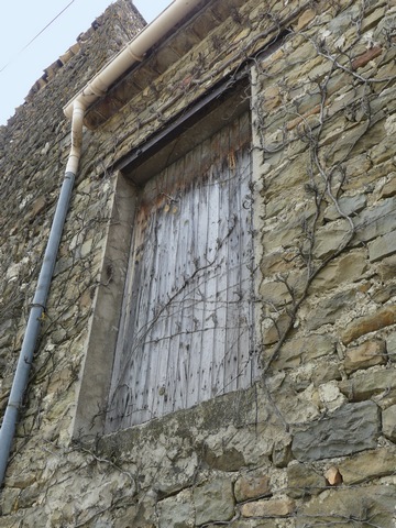 Elévation nord, second niveau. Baie fenière.