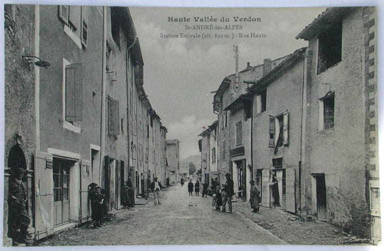 Village de Saint-André-les-Alpes