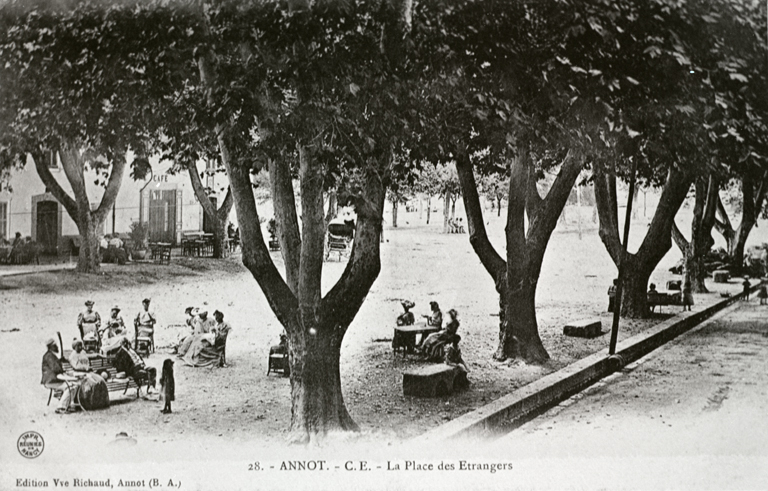 28. -Annot. - C.E. - La Place des Etrangers