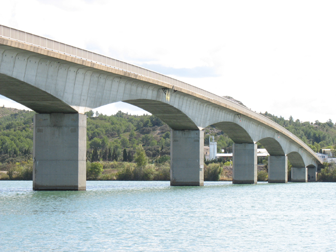 pont routier d'Aramon