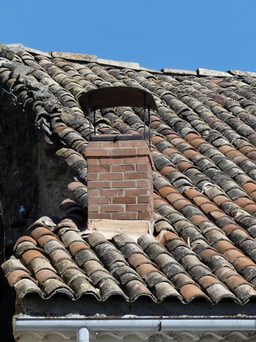 Souche de la cheminée.