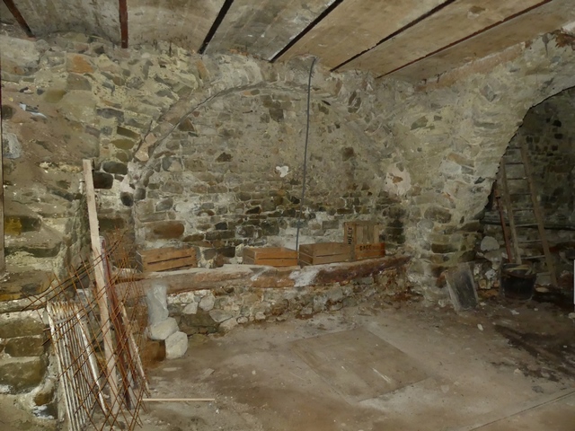 Premier étage de soubassement, cellier-étable. Vue de volume prise du sud-est.
