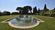 jardin d'agrément de la Villa Grimaldi dite aussi Villa Sainte-Anne, Château Sainte-Anne ou Hermitage, actuellement jardin des Résidences Château Sainte-Anne