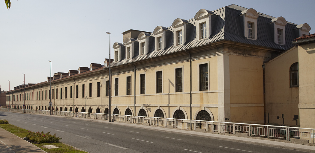 Toulon. La corderie de l'arsenal.