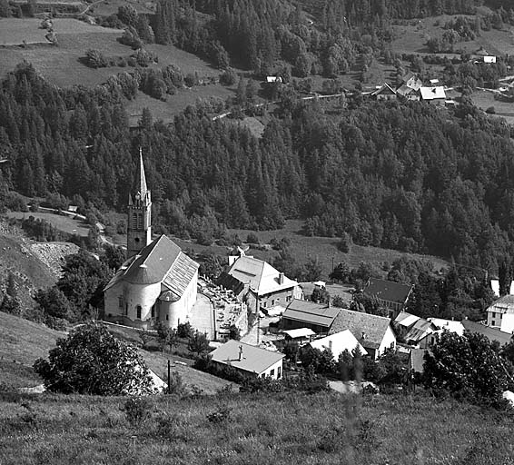 église paroissiale Saint-Laurent