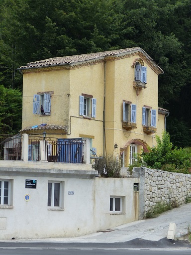 Ancienne briqueterie, puis maison (2022 BV 306). Vue d'ensemble prise de l'ouest. 