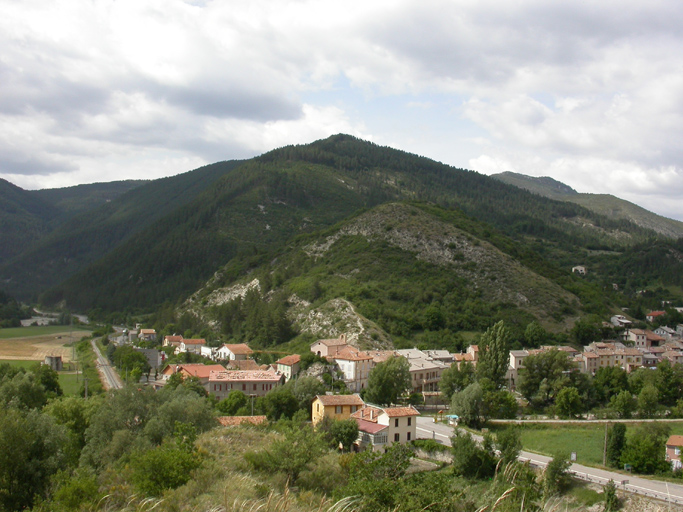 bourg castral de Barrême