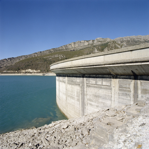 centrale hydroélectrique du barrage de Castillon