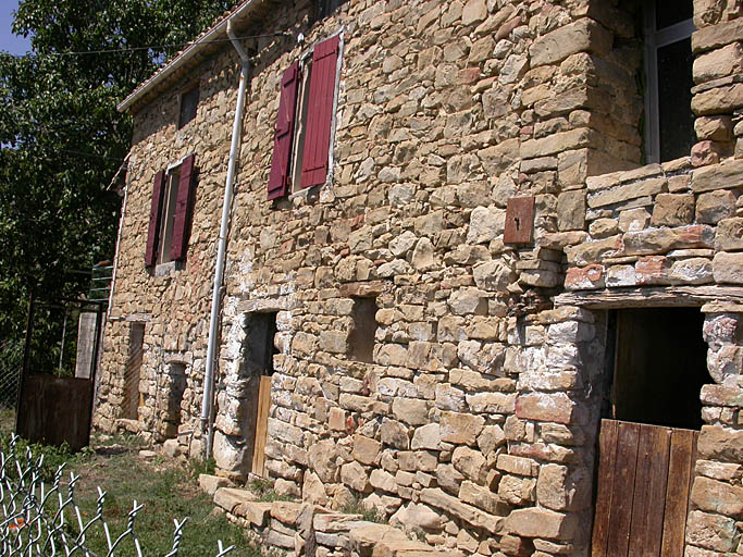 Le Mont. Ferme parcelle A 99. Elévation sud sur la cour.