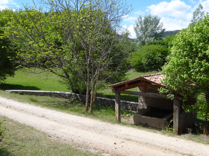 lavoir-abreuvoir dit Fontaine des Prés