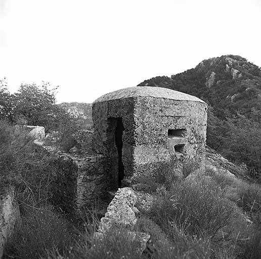 position dite ouvrage d'avant-poste de la Baisse de Scuvion, ligne fortifiée des ouvrages d'avant-poste, secteur fortifié des Alpes-Maritimes