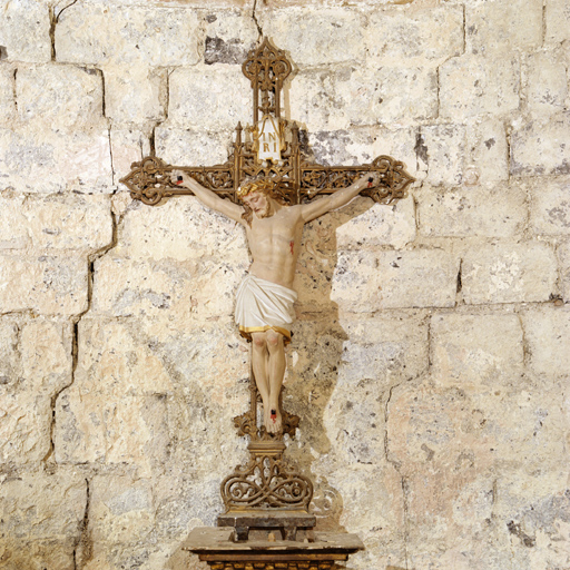 croix, statue : Christ en croix