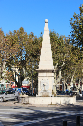 fontaine, dite fontaine de la place Malherbe