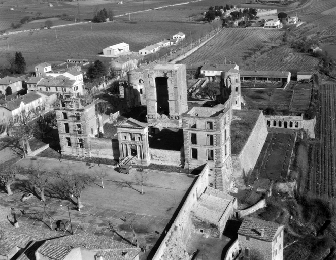 Château Fort, Château