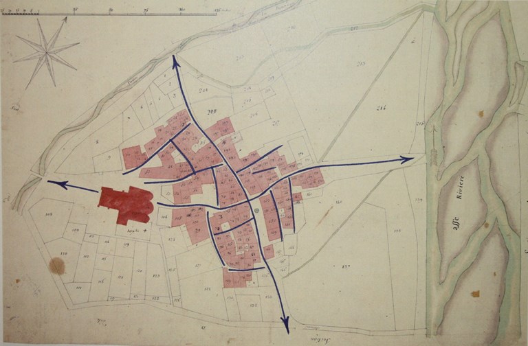 Carte 1. - Cadastre de 1811. Les axes de circulation dans le centre du village.