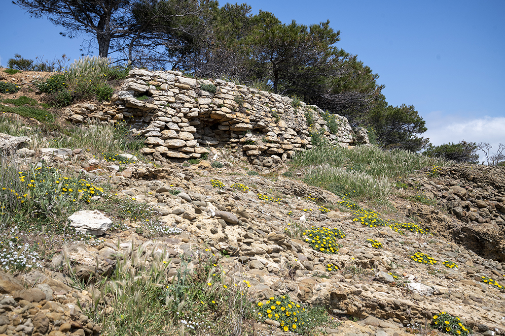 Batterie basse sud-est, détail du revêtement de l'épaulement ruiné