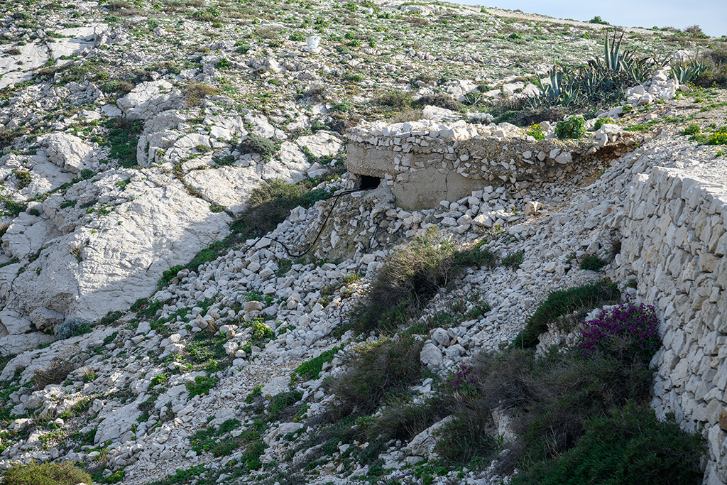 Batterie sudwall,  second poste de défense mieux conservé pour mitrailleuse à flanc de pente, vue latérale extérieure