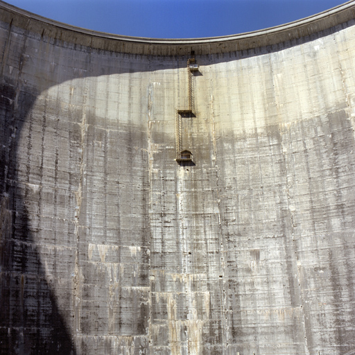 centrale hydroélectrique du barrage de Castillon