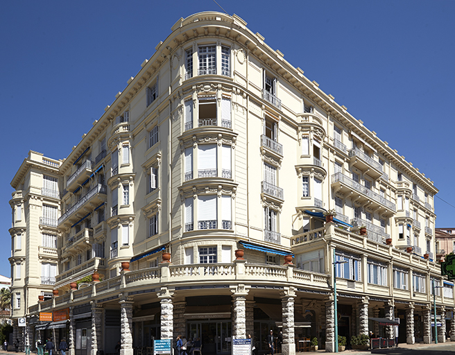 Hôtel de voyageurs dit Leubner's Hôtel ou Grand Hôtel Leubner, puis Hôtel Le Majestic, actuellement immeuble Le Majestic