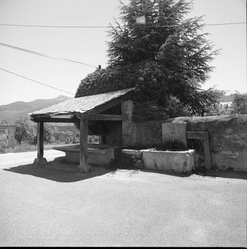 fontaine-lavoir