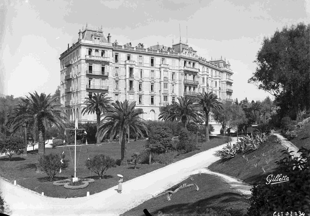 jardin d'agrément de l'Hôtel de voyageurs dit Grand Hôtel de Cimiez, actuellement hôpital de Cimiez, Centre Hospitalier Universitaire
