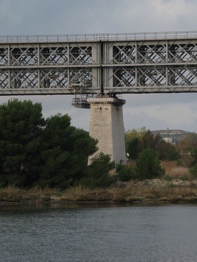 viaduc ferroviaire de Caronte (avec partie tournante)