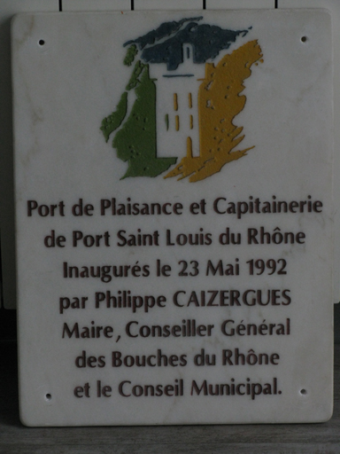 port de commerce, actuellement port de plaisance municipal dit bassin Saint-Louis