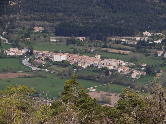 Le village de La Palud, vue d'ensemble prise du sud-est.