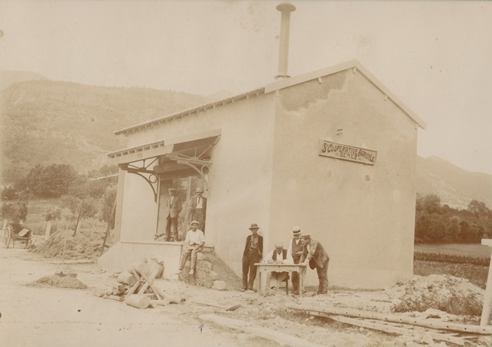 parfumerie (distillerie de lavande)