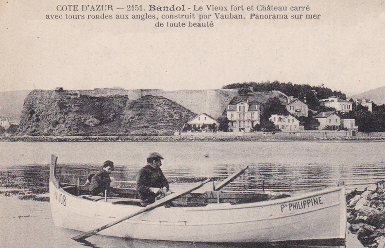 COTE D'AZUR. 2151. Bandol. Le vieux fort et château carré avec tours rondes aux angles, construit par Vauban. Panorama sur mer de toute beauté, vers 1900.