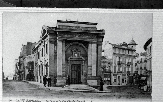 poste dite Hôtel des Postes