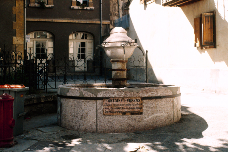 fontaine Persens