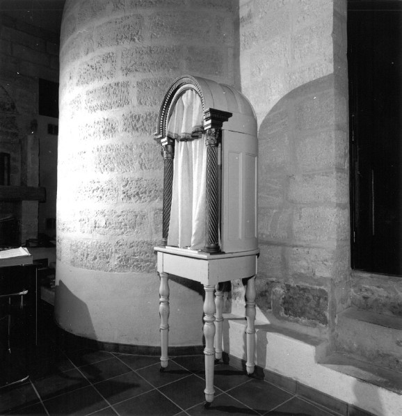 Le mobilier de la synagogue d'Avignon