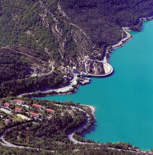 centrale hydroélectrique du barrage de Castillon