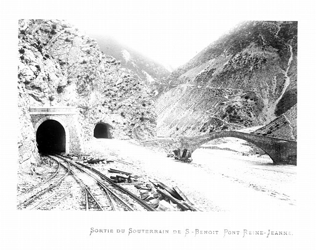 tunnels de la voie ferrée des Chemins de fer de Provence