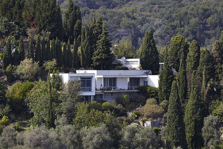 Villa Tempe a pailla, 1932-1934.