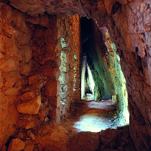 Fossé 35. Galerie d'escarpe du fossé au pied du redan 39, vue intérieure.