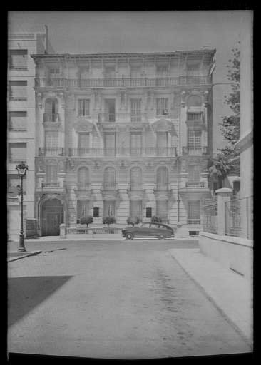 hôtel de voyageurs dit Saint-Ermins, puis Excelsior, actuellement Nice Excelsior
