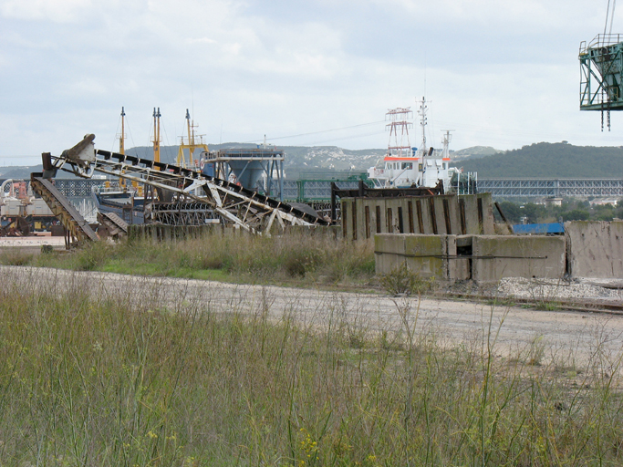 canal de navigation de Bouc à Martigues (canal de Caronte)