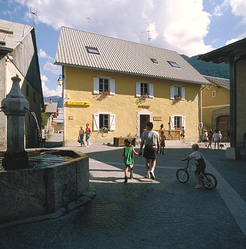 maison actuellement mairie, syndicat d'initiative