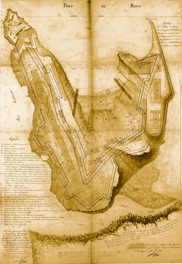 Port de Bouc. [Plans de l'îlot de Bouc pour le projet du chantier naval militaire du nouveau port, entouré d'une enceinte fortifiée],1812. 