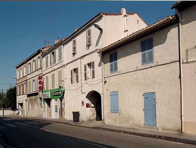 immeuble et maison, du lotissement Laugier-Crillon