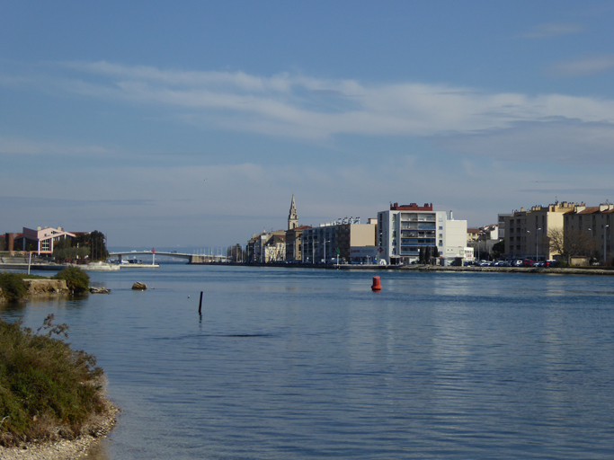 canal de navigation de Bouc à Martigues (canal de Caronte)
