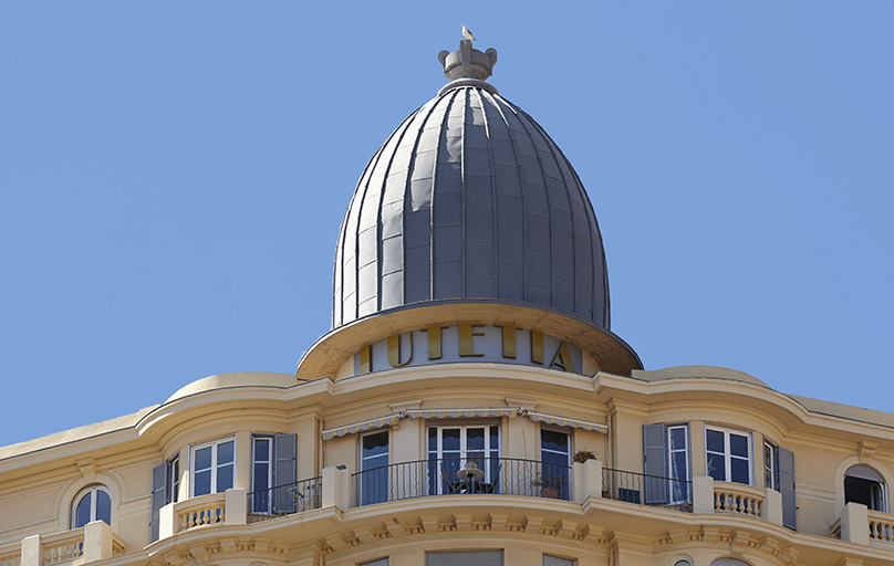 Hôtel de voyageurs dit Hôtel Lutetia, actuellement immeuble