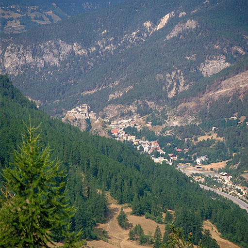 présentation de la commune de Château-Ville-Vieille