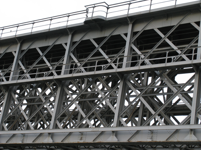 viaduc ferroviaire de Caronte (avec partie tournante)