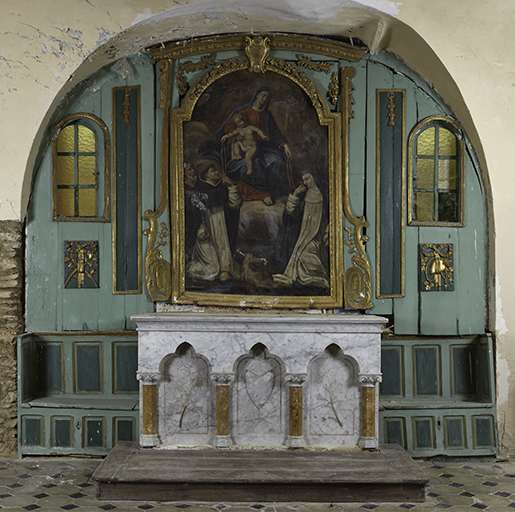Ensemble de l'autel secondaire de la Donation du Rosaire : degré d'autel, autel, tabernacle, retable, coffres, tableau d'autel (Donation du Rosaire)