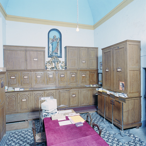 ensemble de meubles de sacristie